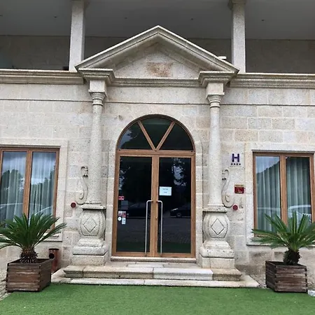 Palace & Termas De Sao Tiago Hotel