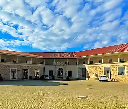 Palace & Termas De Sao Tiago فندق