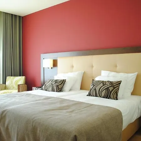 Palace & Termas De Sao Tiago Hotel