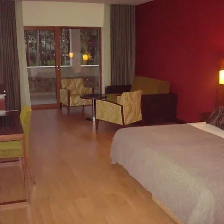 Hotel Palace & Termas De Sao Tiago 4*