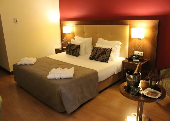 Palace & Termas De Sao Tiago Пенамакор