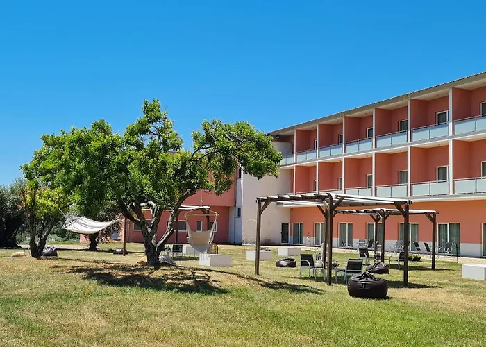 Palace & Termas De Sao Tiago Otel