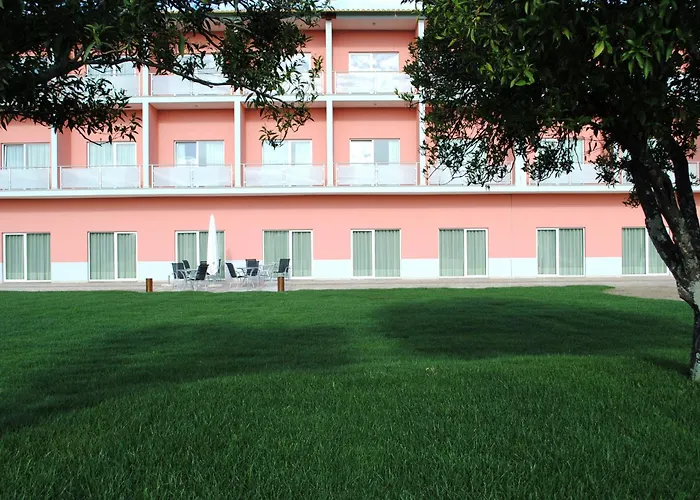 Palace & Termas De Sao Tiago Отель 4*