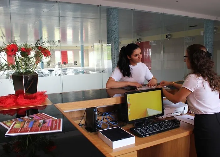 Palace & Termas De Sao Tiago 4*